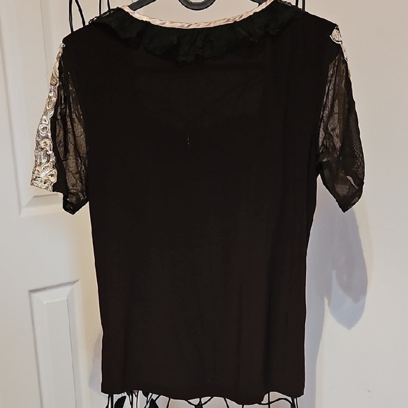 Embroidered Women's Top - Picture 4 of 4